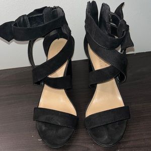Black Lauren Conrad Strappy Size 8 Heels